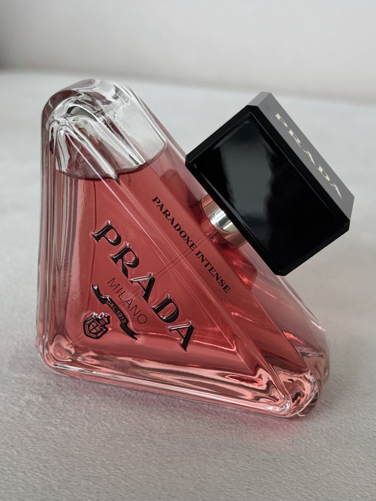 Prada Paradoxe Intense
